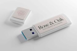 Rose & Oak USB mockup